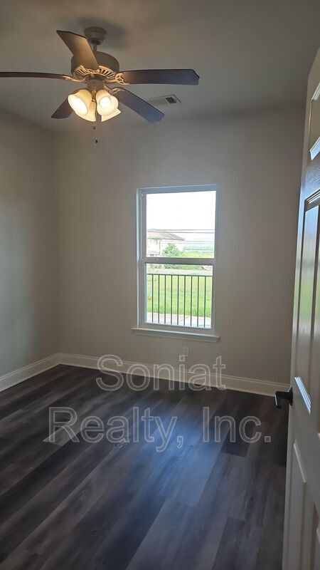 Photo - 4504 Pontchartrain Dr Unit 1-C