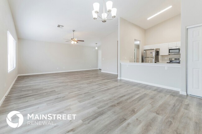 Photo - 9008 W Yale St