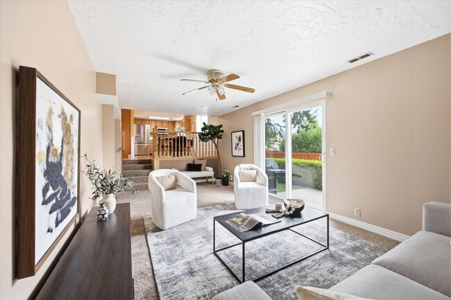 Photo - 734 Sandy Dunes Dr
