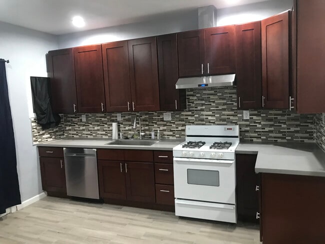 Photo - 1318 Monterey Rd