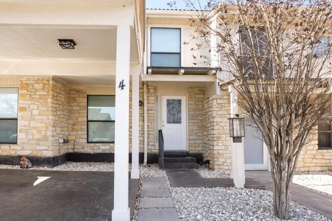 Building Photo - 105 Star Unit 4