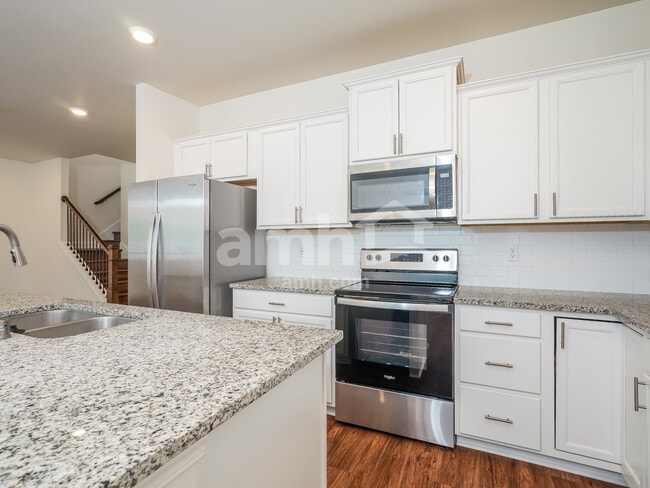 Photo - 1455 92nd Way SE