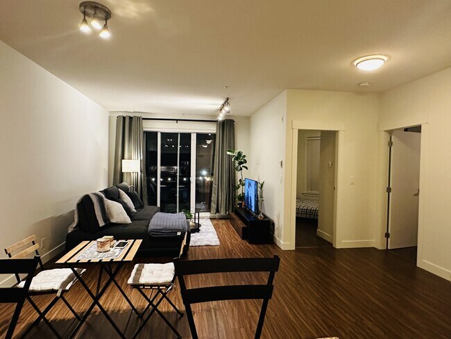 Photo - 1975-1975 McCallum Rd