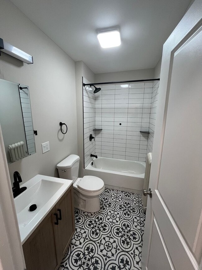 Photo - Mozart Unit 4024-1B