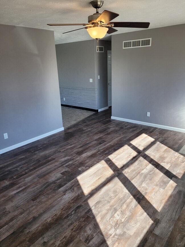 Photo - 2656 W 36th St