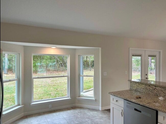Photo - GORGEOUS 3BR/2BA Summerfield Home Convenie...