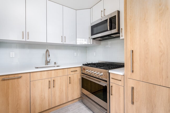 Kitchen - 31-19 37th Ave Unit 3B