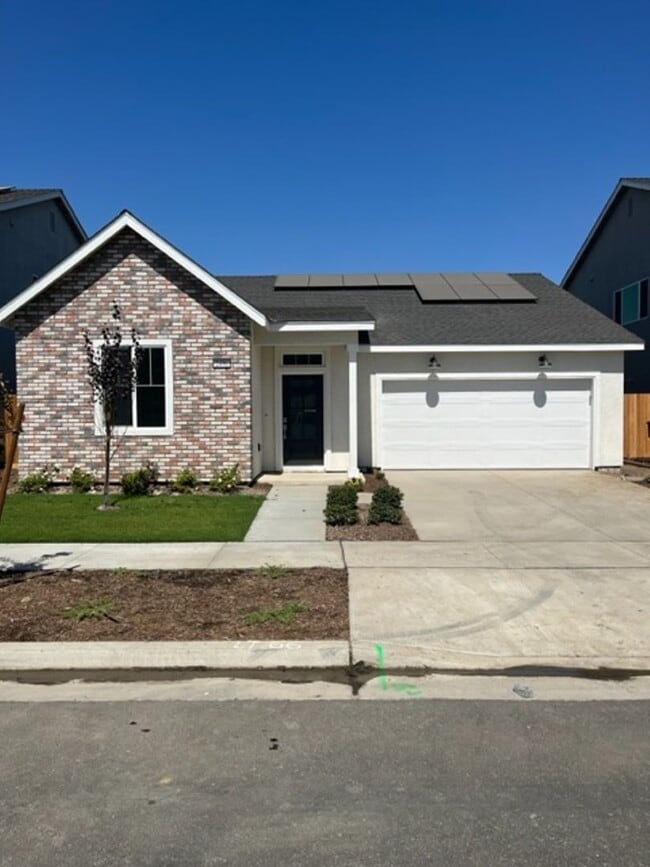 Coming Soon! Newer Lennar Home - Coming Soon! Newer Lennar Home