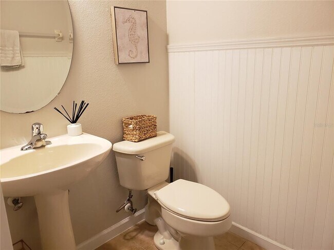 Photo - 16530 Cedar Crest Dr