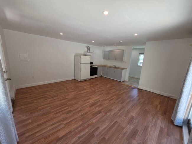 Photo - 10533 Nassau Ave