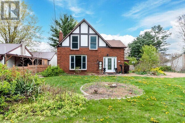 Photo - 123 St Andrew St