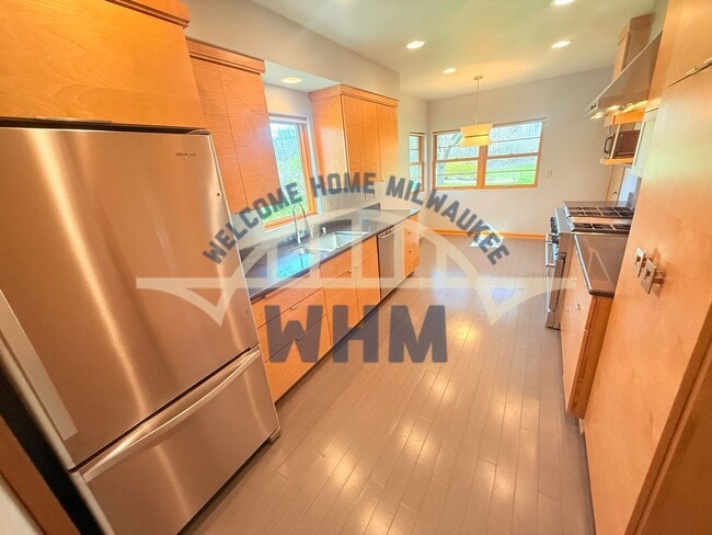 Photo - 8575 N Hawthorne Rd