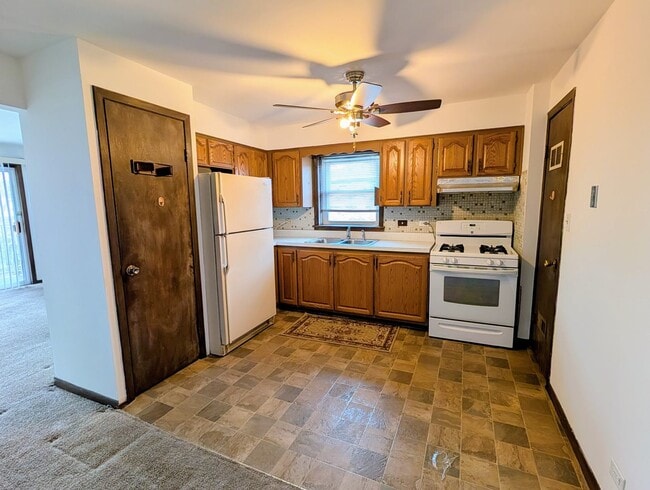 Photo - 8143 Marion Dr Unit 3E