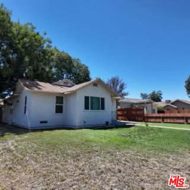 Photo - 401 Cypress St