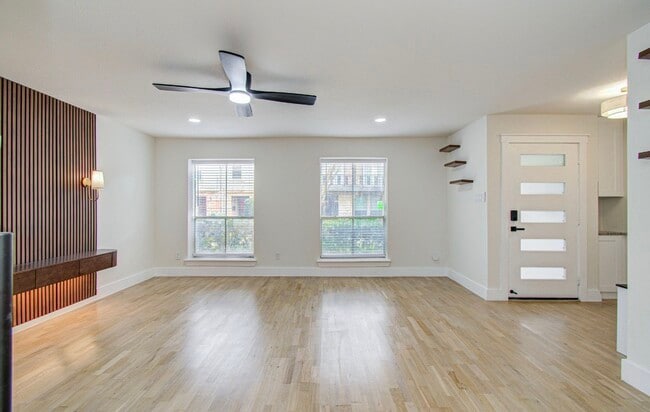 Building Photo - 14231 Misty Meadow Ln