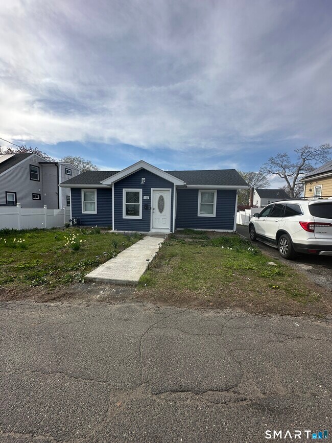 Photo - 180 Pleasantview Ave