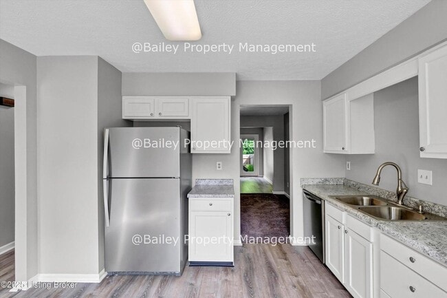 Photo - 11619 Tazwell Dr