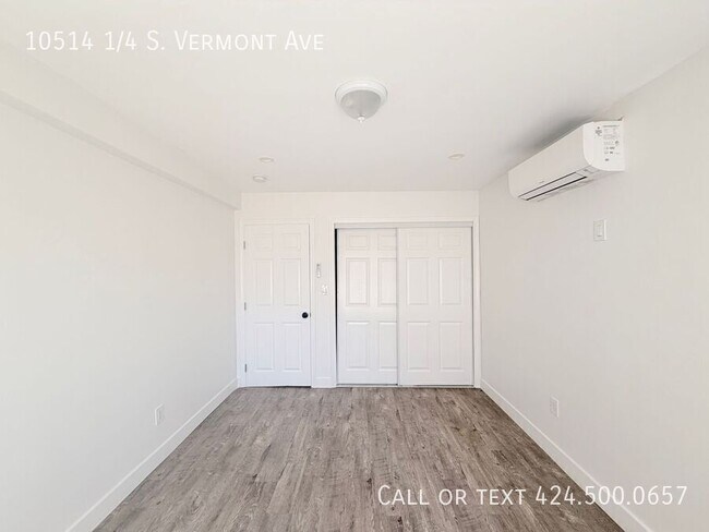 10514 1/4 S. Vermont Ave-