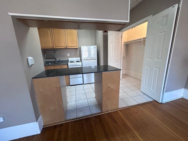 879 Beacon St Unit 21