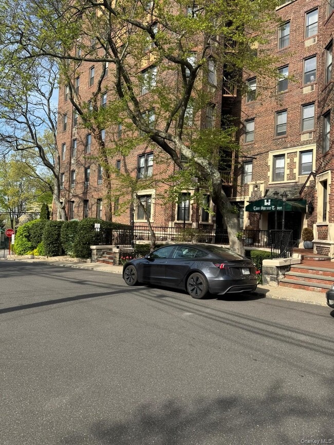 Photo - 2 Spruce St Unit 1H