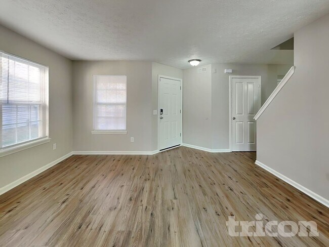 Photo - 8146 Birchfield Dr