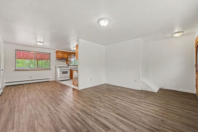 Photo - 12th10250 Unit #10260