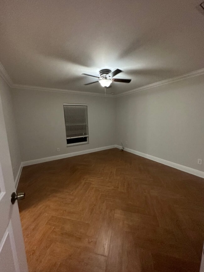 Photo - 1706 Kismet Pkwy E