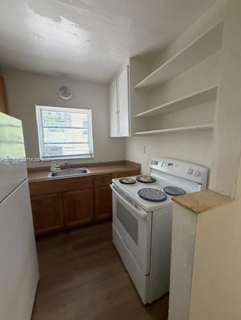 Photo - 910 Douglas Rd Unit 3