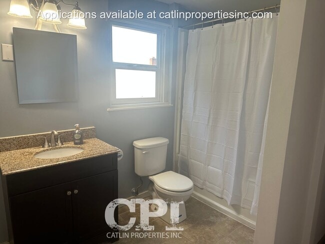 Photo - 405 6th Ave N