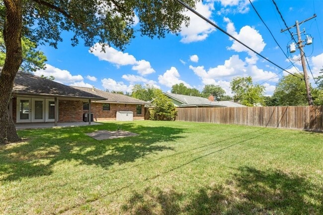 Building Photo - 10825 Willowisp Dr Rental