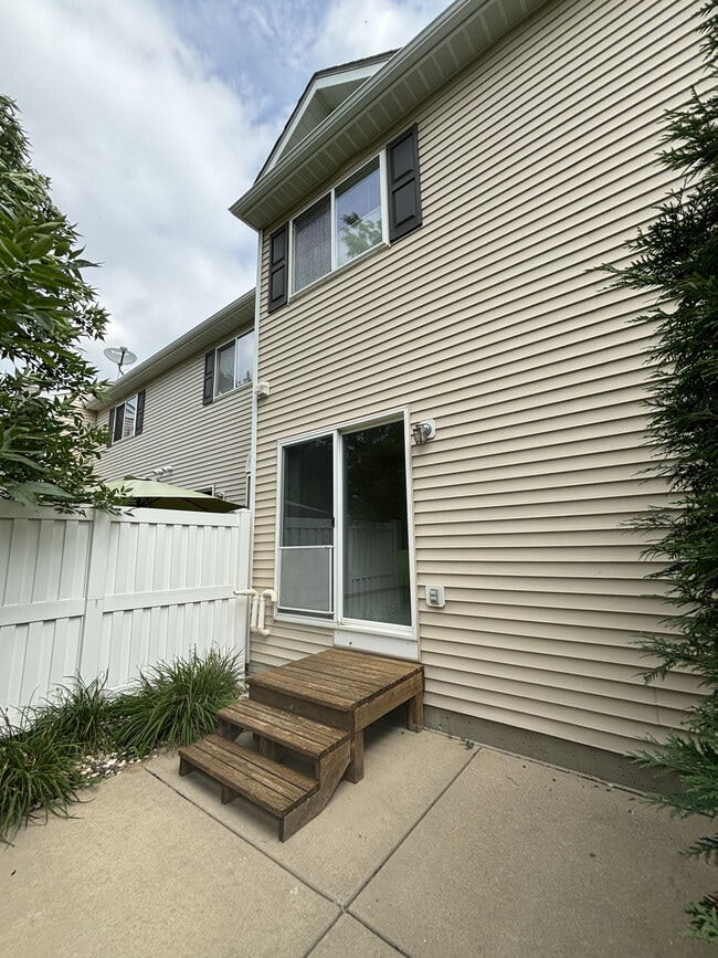 Photo - 7792 Village Pl