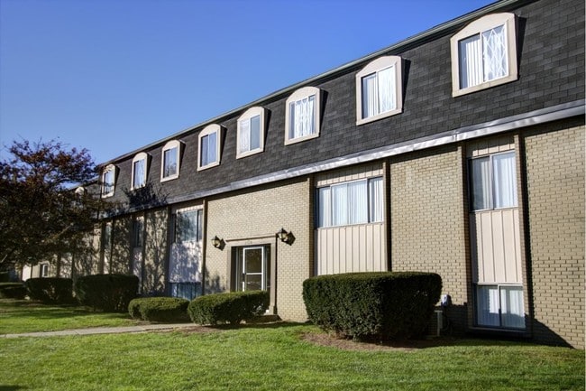 Bloomfield Apartments