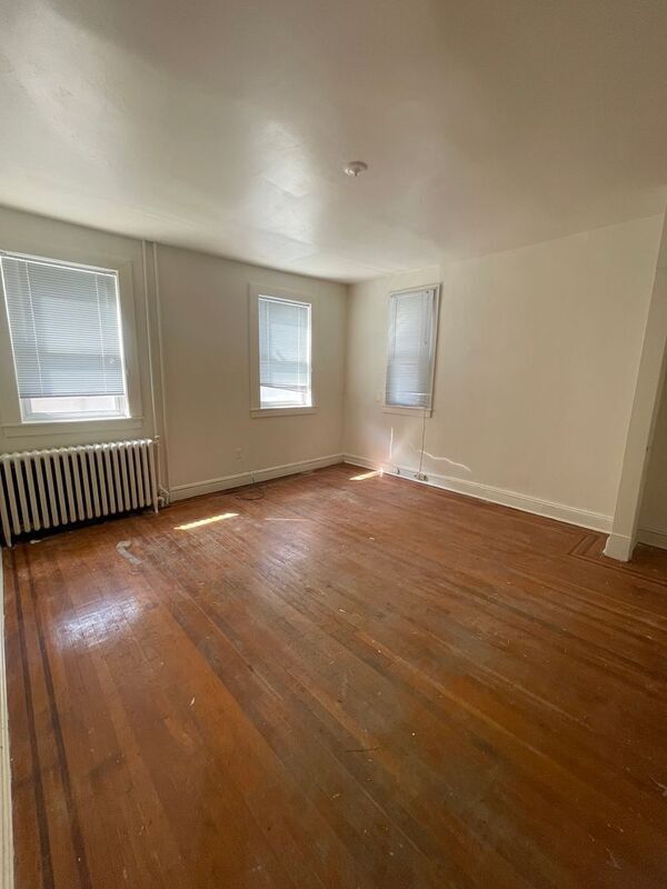 Photo - 912 St Paul St Unidad - #2R