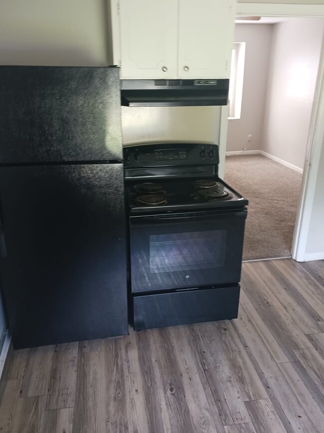 Bay Pointe Apartments