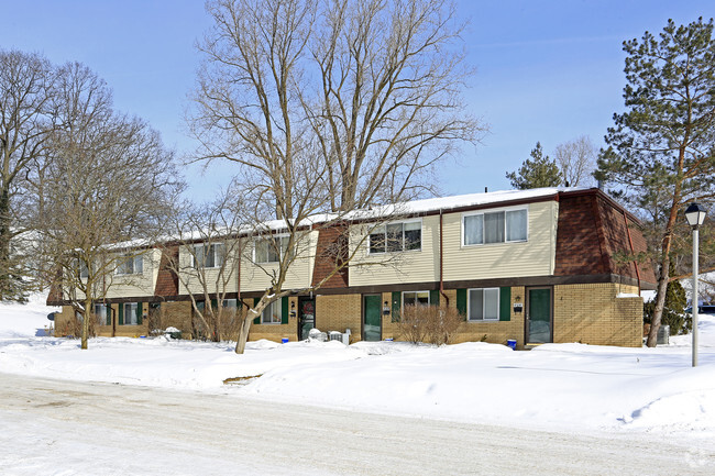 Apartments for Rent in Milford, MI | ForRent.com