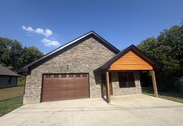 Photo - 110 Hooper Dr