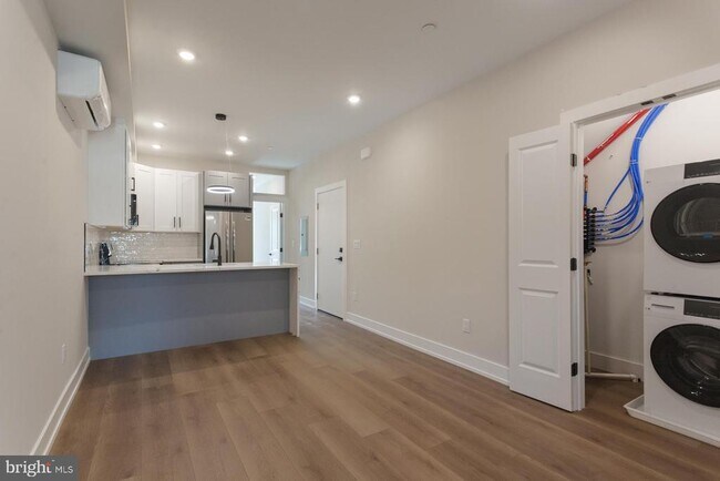 Photo - 3849 Fairmount Ave Unit 2