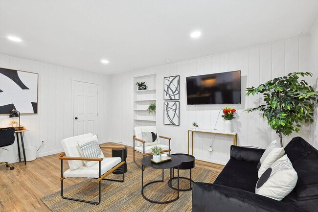 329 Blandin St Unit SI ID1514792P