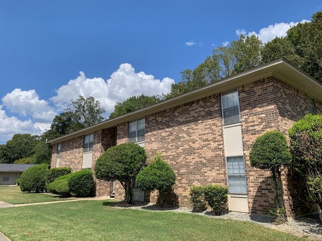 Photo - Brentwood Apartments