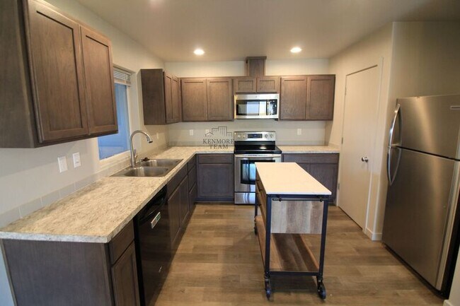 Photo - 605 Cedar Ave Casa