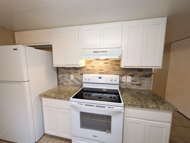 Photo - 2700 N 16th St