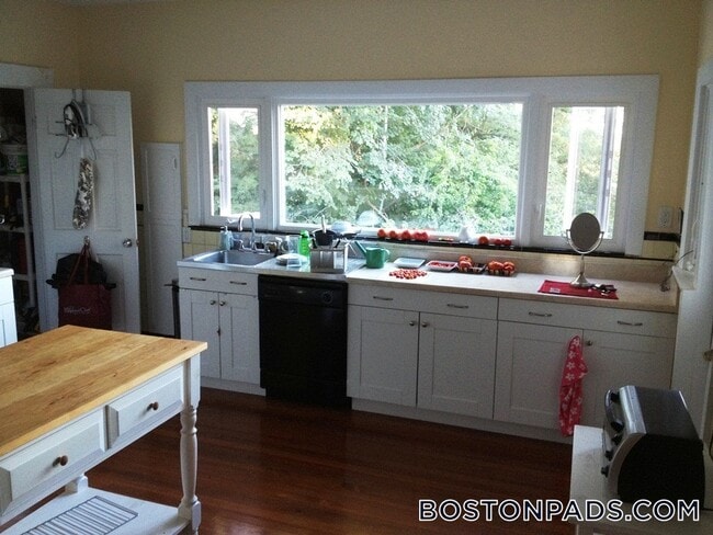 Photo - 20 Main St Unit 1