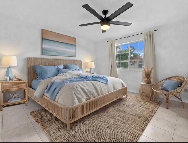 135 Yacht Club Way Unit 305