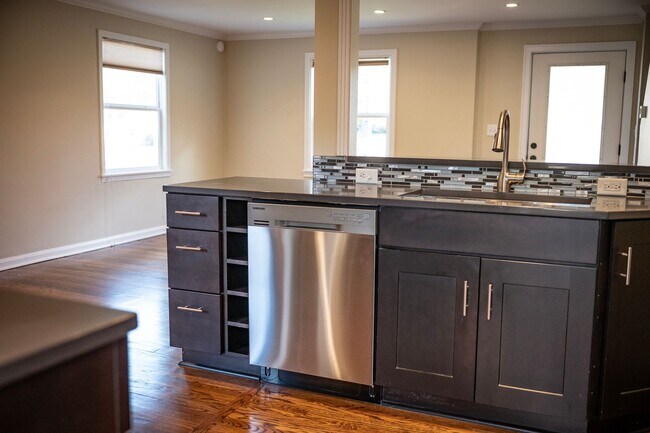 Photo - CherryS6332 Unit CherryS6332