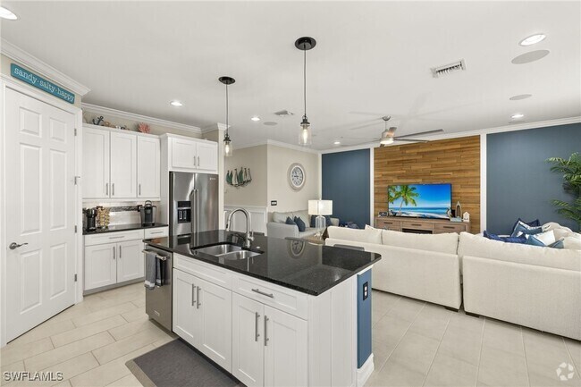 Building Photo - 14616 Topsail Dr Rental