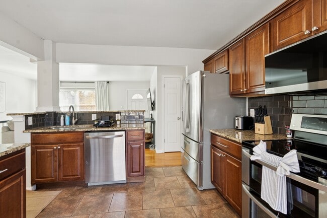 Photo - 10106 W 91st St