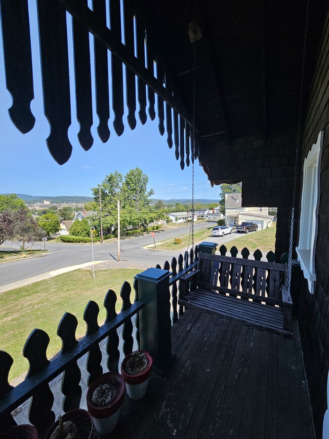 Photo - 1103 W Mountain Ave