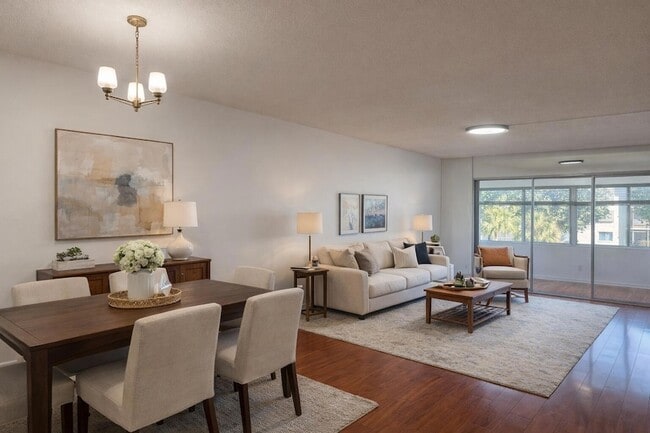 Photo - 3178 Via Poinciana Unit 3030