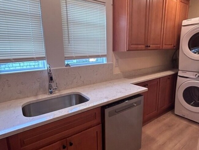 Photo - 31 Cummins Hwy