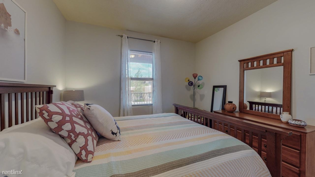 2 Br Bath Condo 215 Circle Rd Apt 12 Unit For In Manchester Nh Com 2 Br Bath Condo 215 Circle Rd Apt, 12×12 Bedroom King Bed